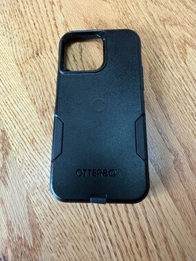 OtterBox Defender Series Black Protective Phone Case